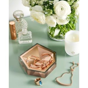 Kendra Scott Faceted Ring Dish